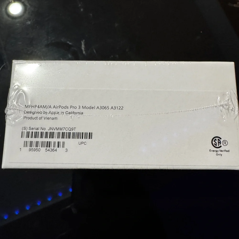 Apple AirPods Pro (3rd Generation) – SEALED